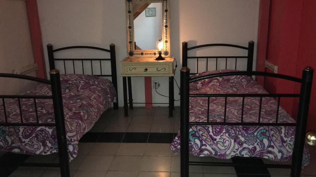 Hostal De Maria Guadalajara Exterior photo